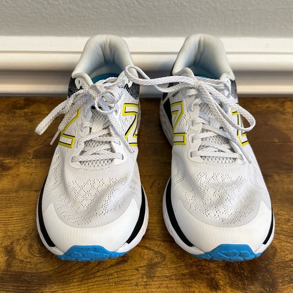 New Balance Fresh foam 680 V7 men’s size 8 - Picture 2 of 7